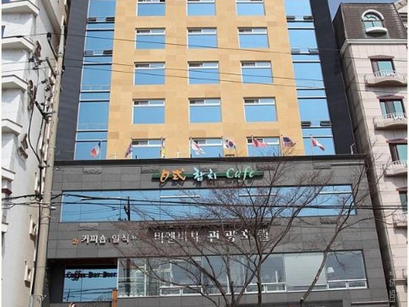 B&Beach Tourist Hotel Yeosu Esterno foto