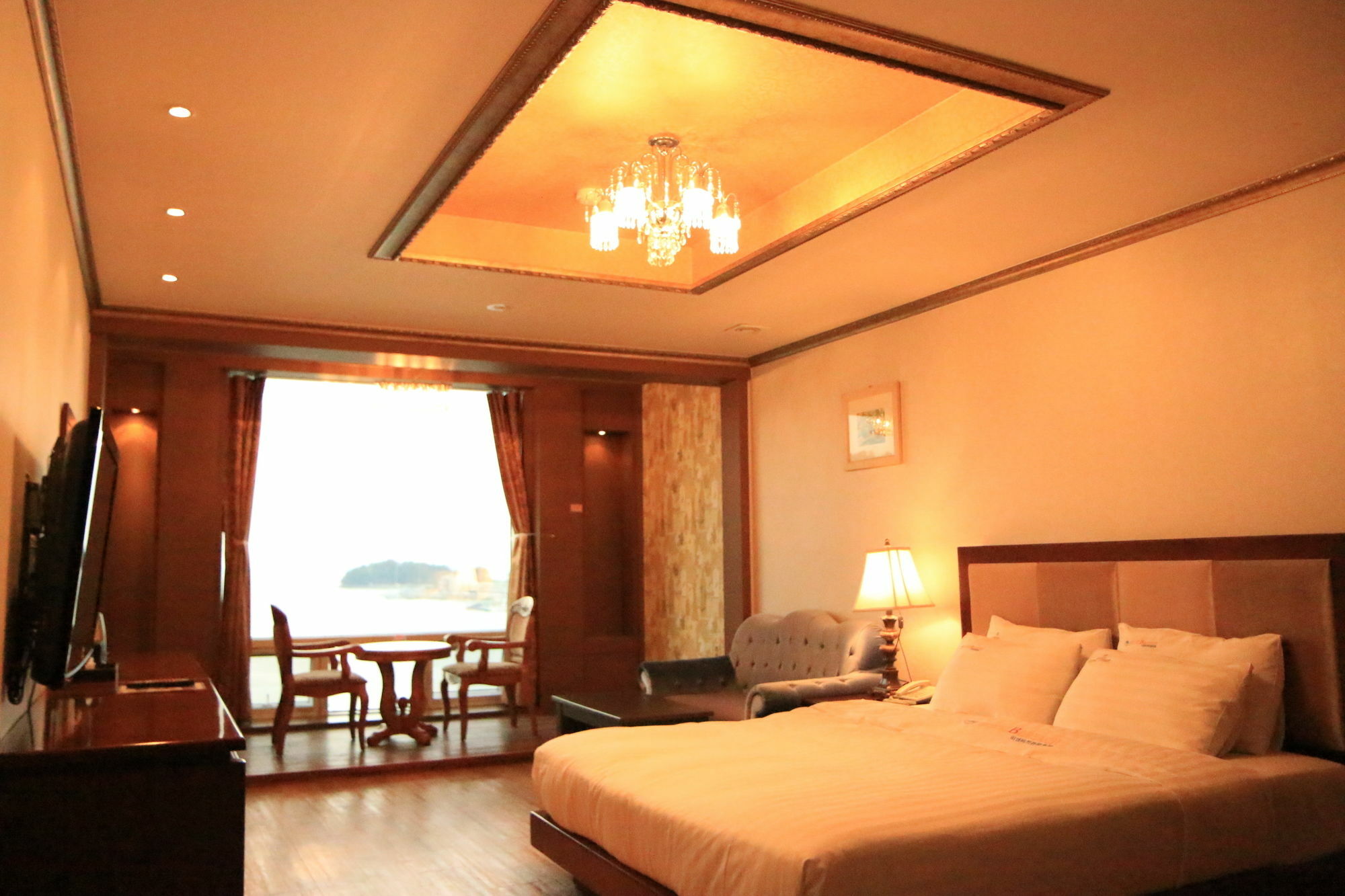 B&Beach Tourist Hotel Yeosu Esterno foto